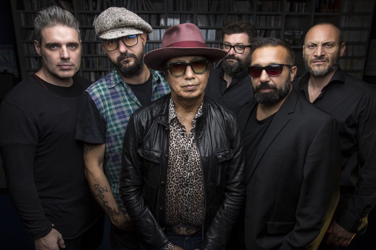 Alejandro Escovedo solo