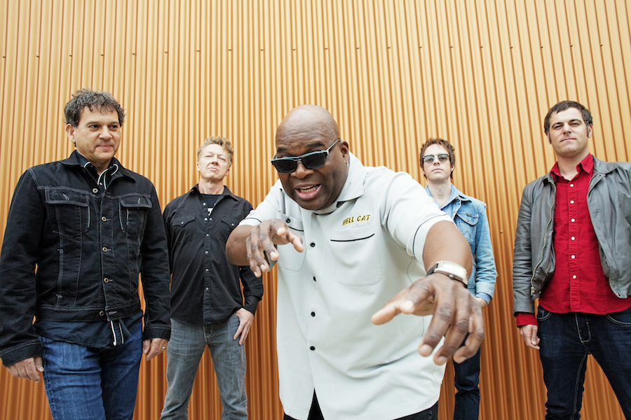 Barrence Whitfield & The Savages