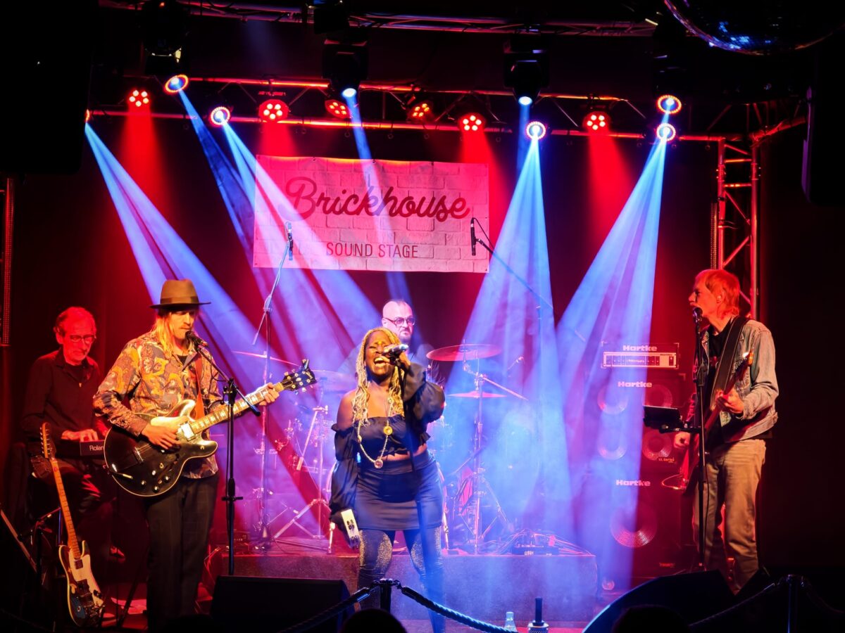Blues Night ft. Soul Thrivers
